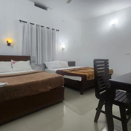 Pkn Homestay Thekkady Kumily Екстериор снимка