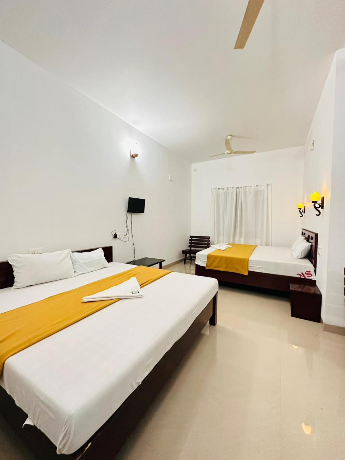 Pkn Homestay Thekkady Kumily Екстериор снимка